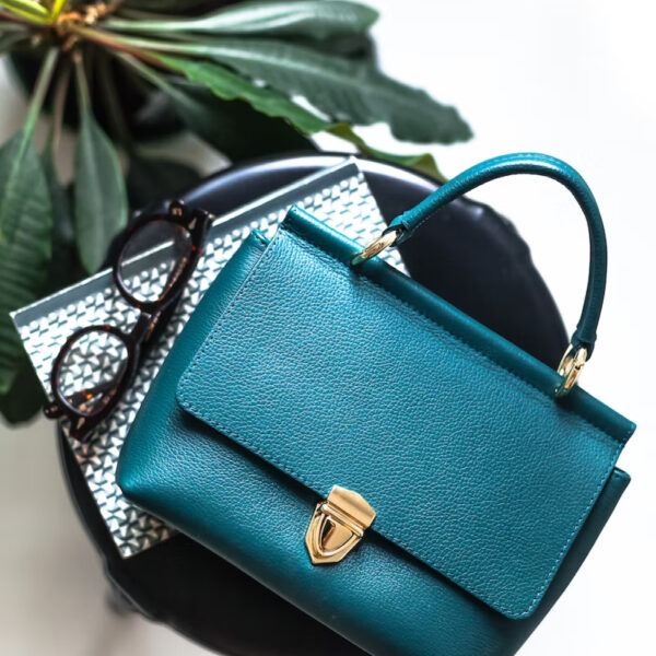 Demo - Turquoise handbag